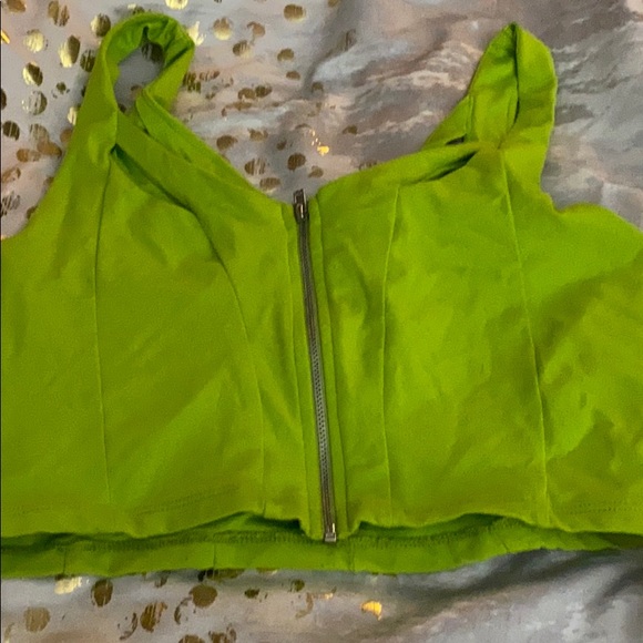 Bebe - Picture 2 of 2